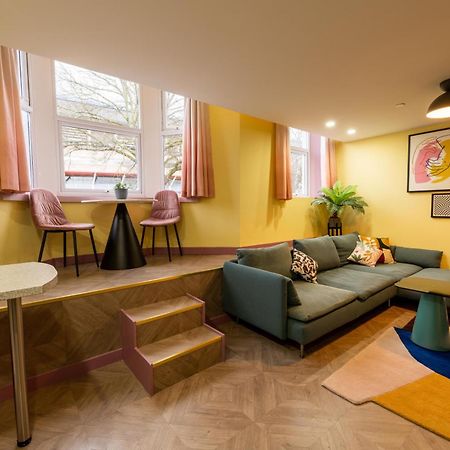 Aaron Wise - 51 Fitzhamon Apartments Cardiff Eksteriør bilde