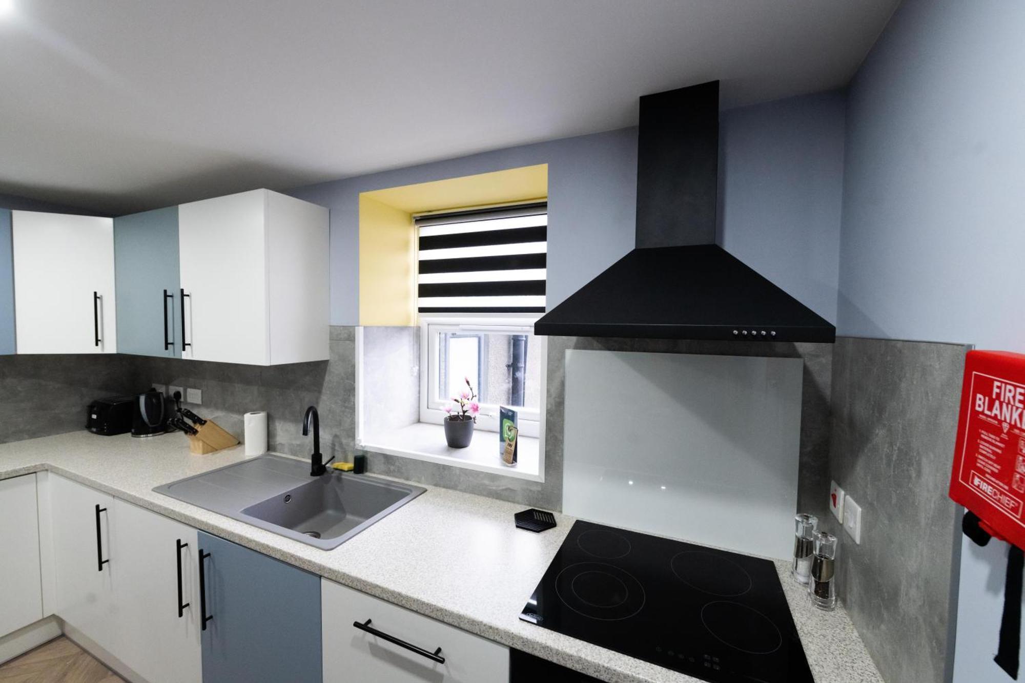 Aaron Wise - 51 Fitzhamon Apartments Cardiff Eksteriør bilde