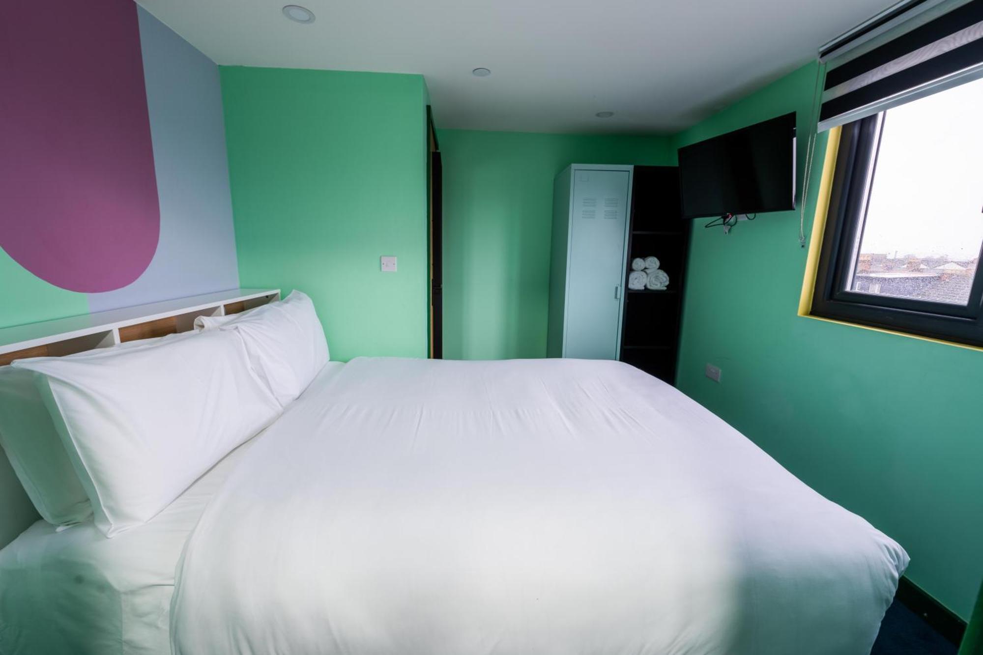 Aaron Wise - 51 Fitzhamon Apartments Cardiff Eksteriør bilde