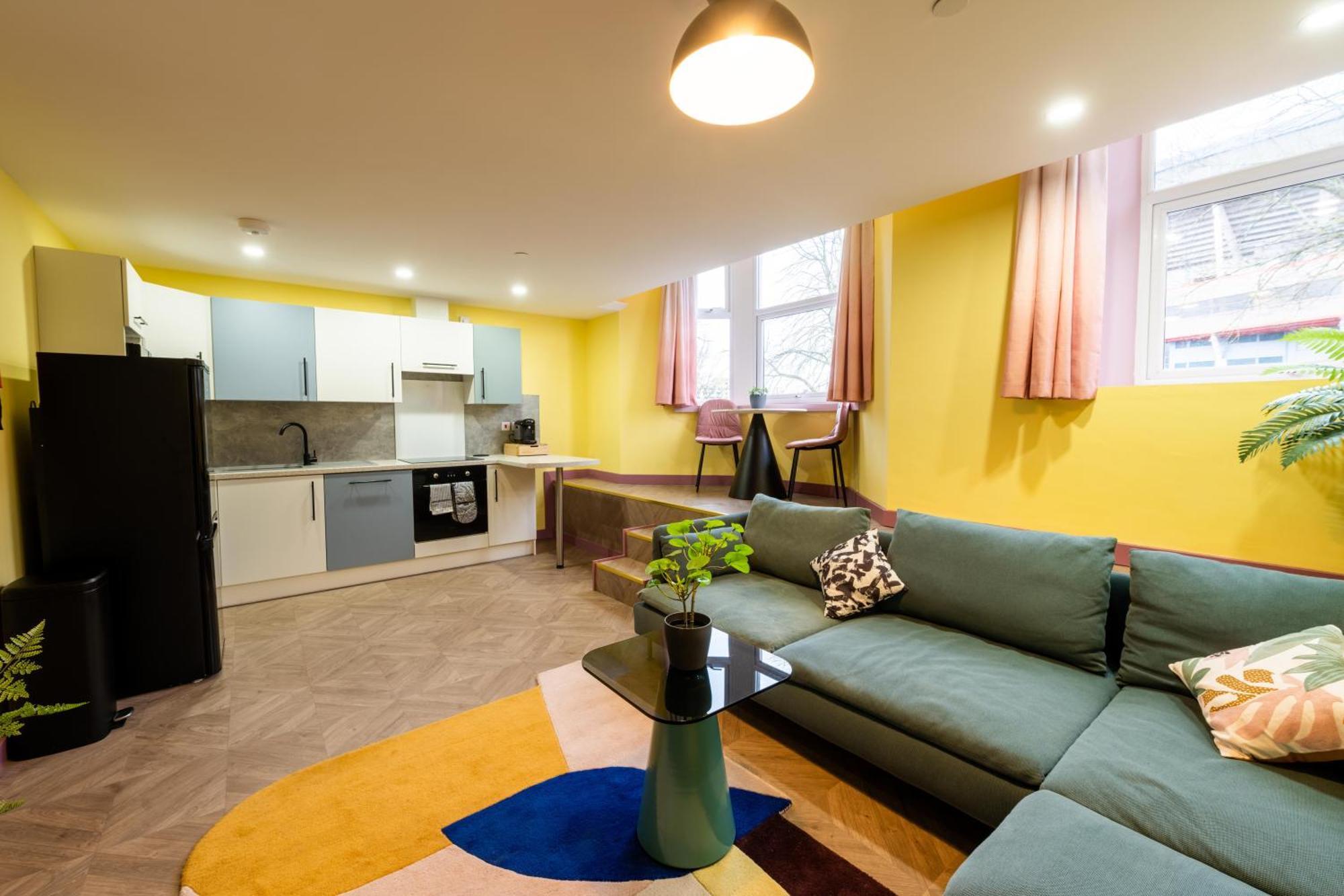 Aaron Wise - 51 Fitzhamon Apartments Cardiff Eksteriør bilde